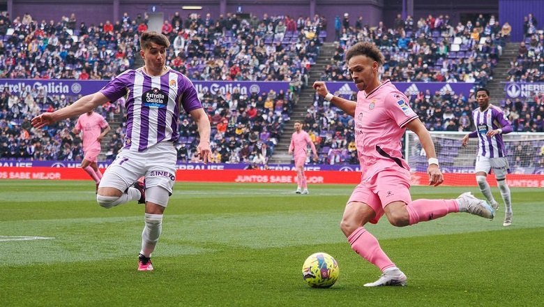 W88 – 03:00
                                        
                                    
                                    
                                        RCD Espanyol
                                                                                    
                                                                            
                                    
    
                                            VS
    
                                    
                                    
                                                                                    
                                                                                Valladolid