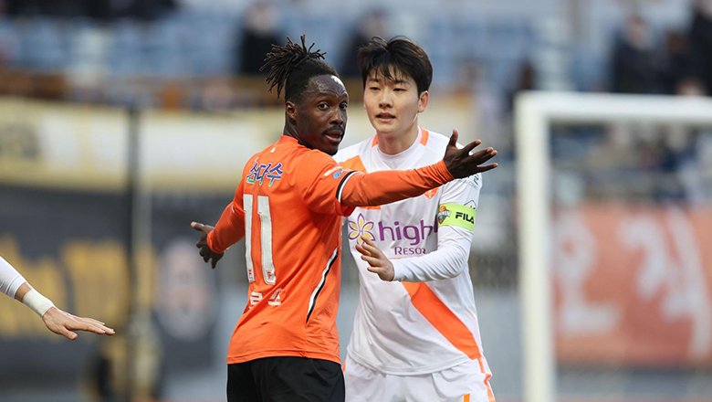 W88 – 17:30
                                                
                                            
                                            
                                                Gangwon FC
                                                                                                    
                                                                                            
                                            
    
                                                    VS
    
                                            
                                            
                                                                                                    
                                                                                                FC Anyang